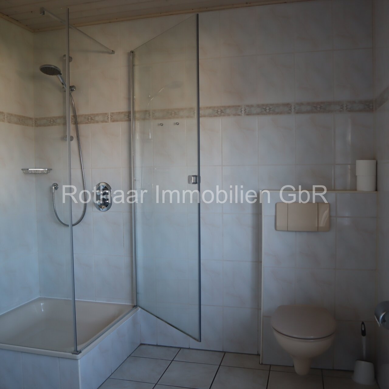 Badezimmer EG