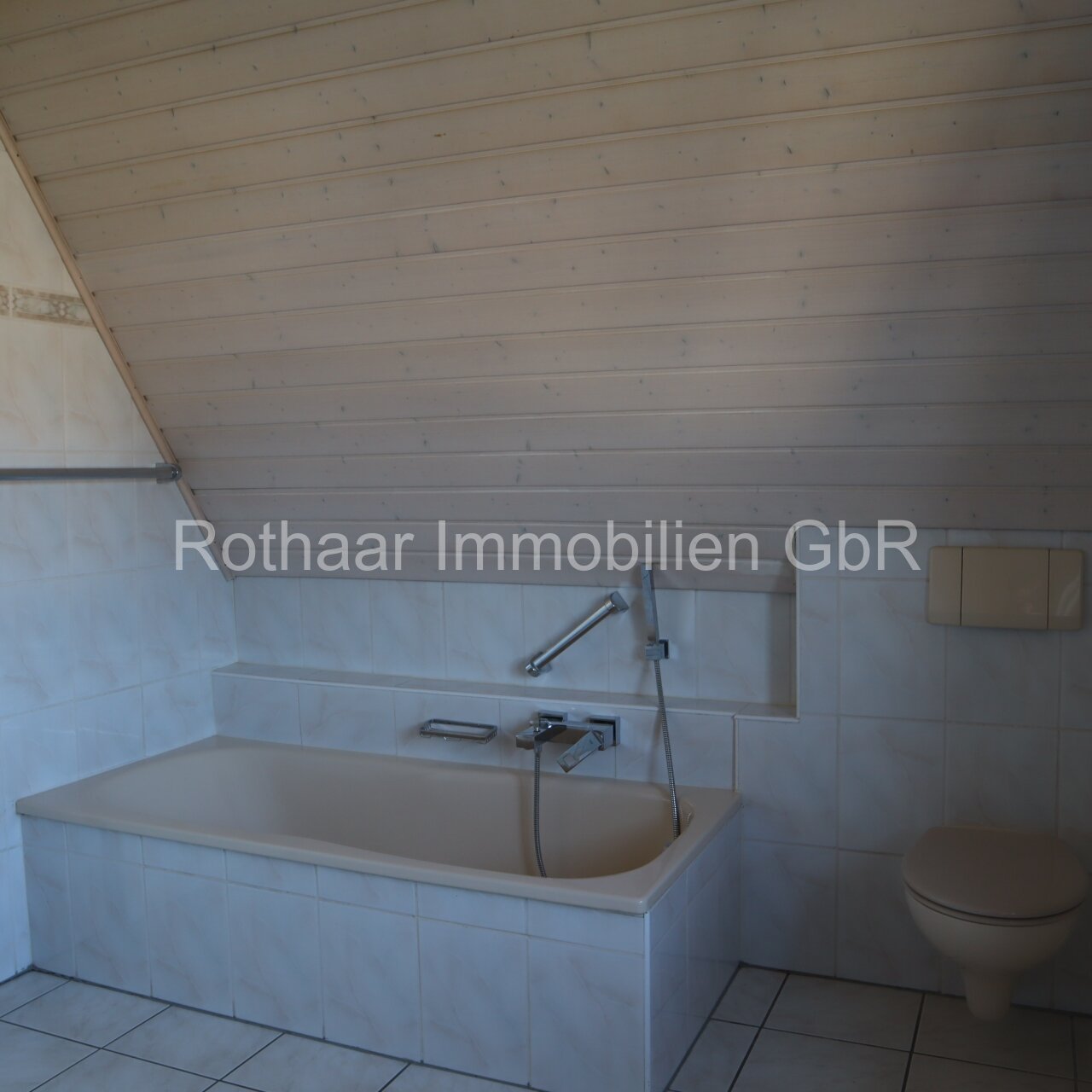 Badezimmer DG