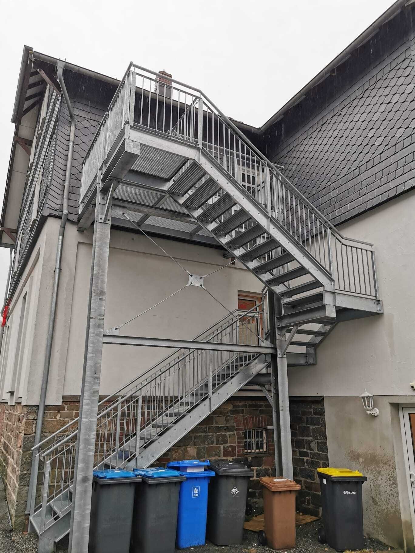 Rettungsweg mit Balkon