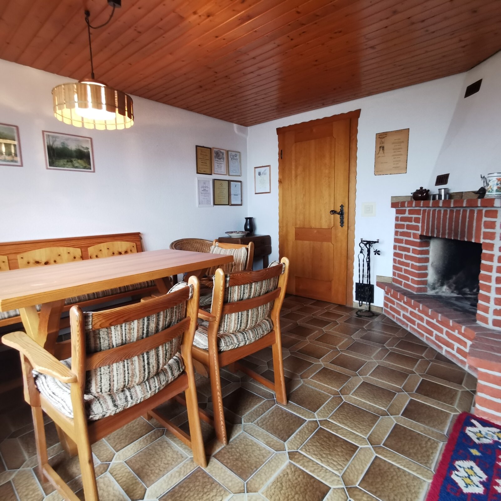 Zimmer im Kellergeschoss