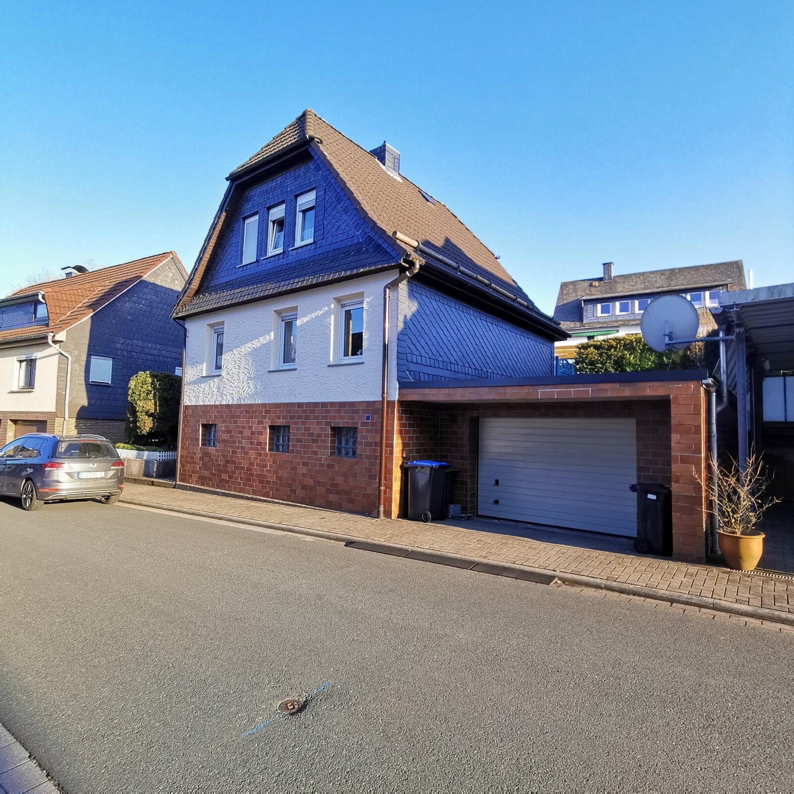 Straßenansicht