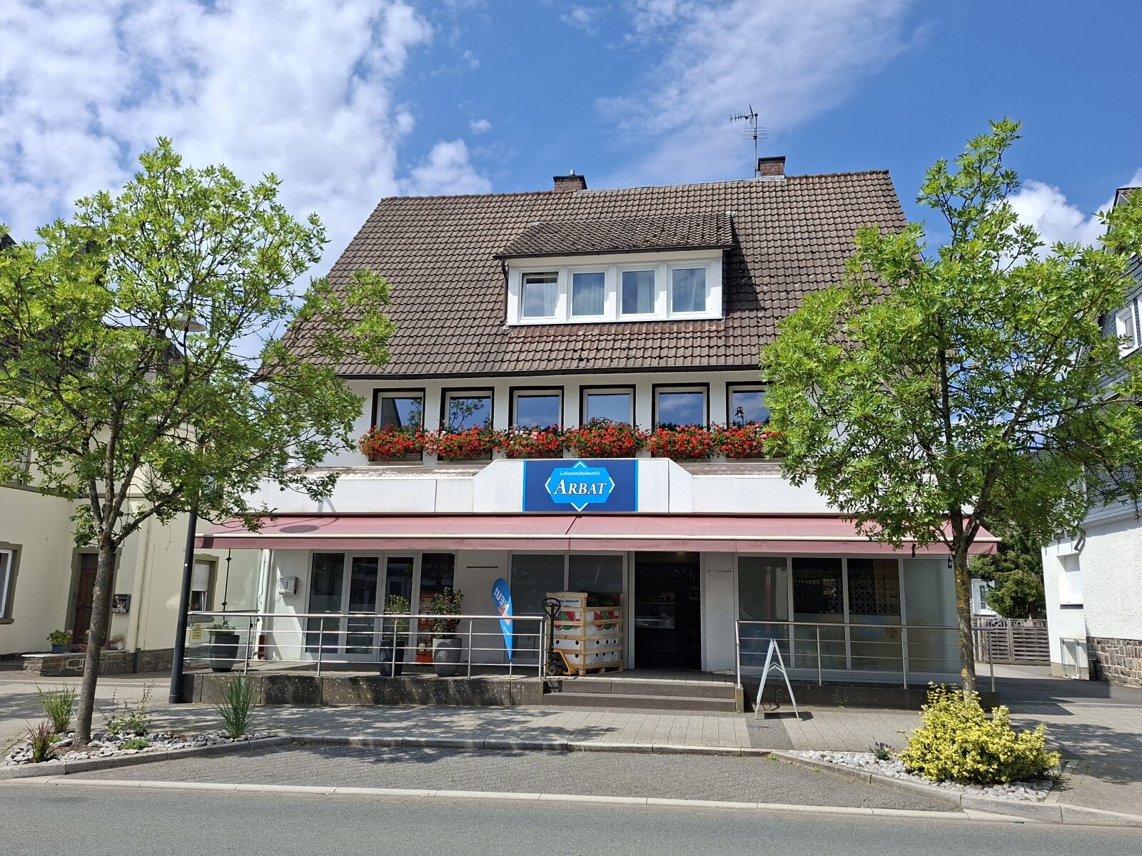 Straßenansicht